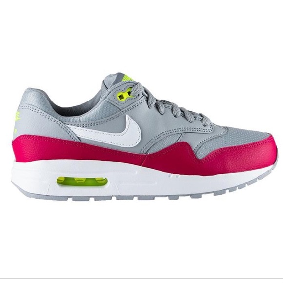 Brand New Nike Air Max 1